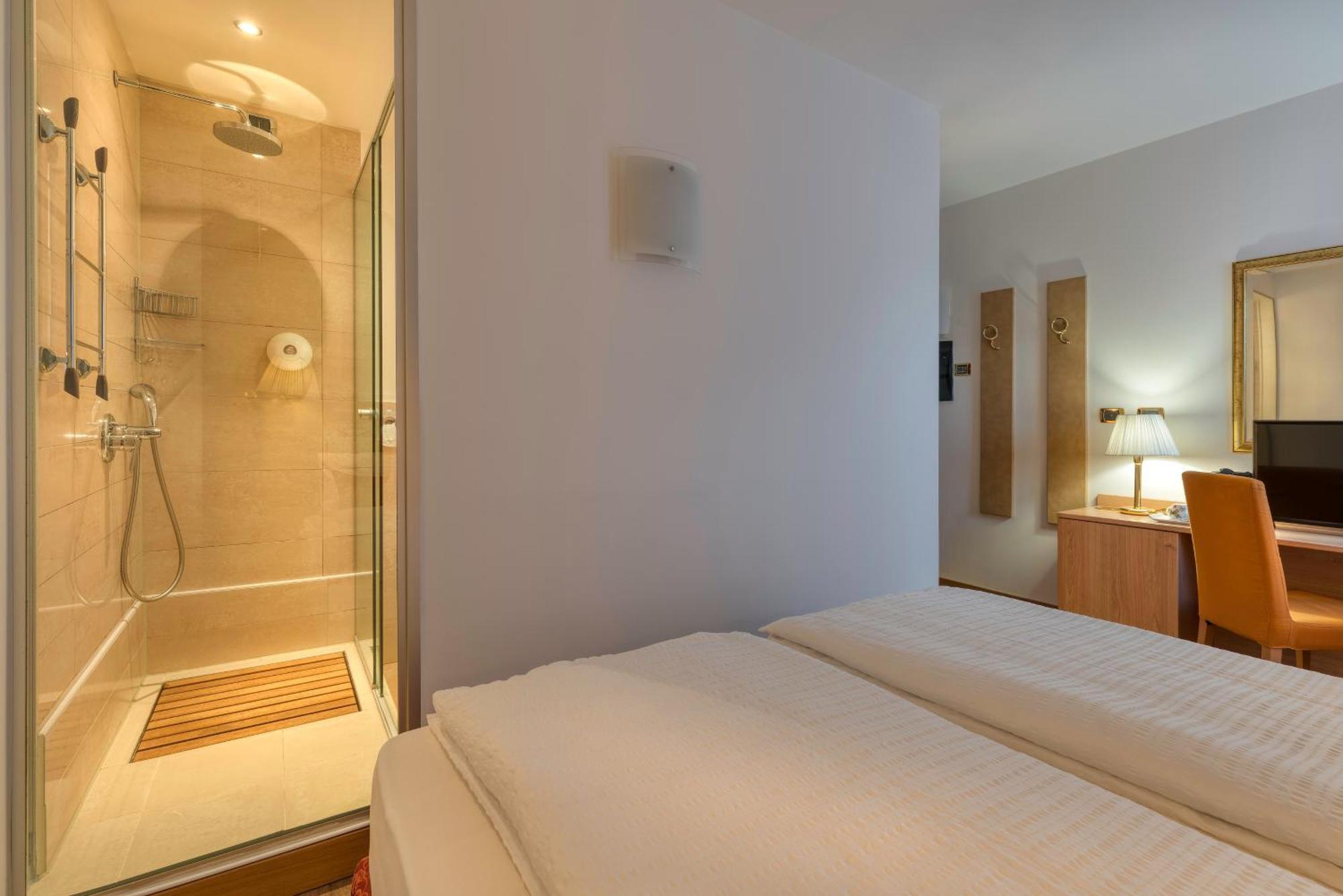 Hotel Sporting Тренто Екстер'єр фото